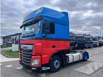 Тягач DAF XF 440