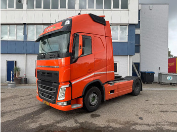 Тягач VOLVO FH 500