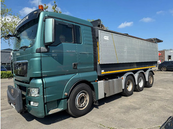 Грузовик MAN TGX