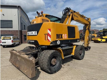 Колёсный экскаватор HYDREMA