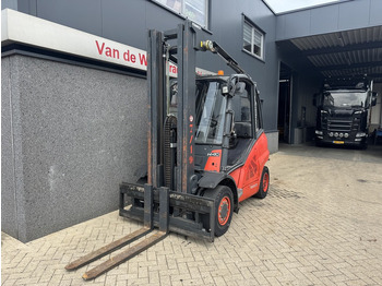 Дизельный погрузчик Linde H40D Triplo 580 Freelift / Sideshift VW Diesel 2008: фото 2