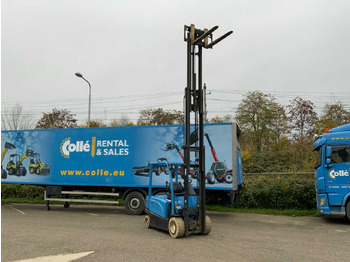 Вилочный погрузчик YALE