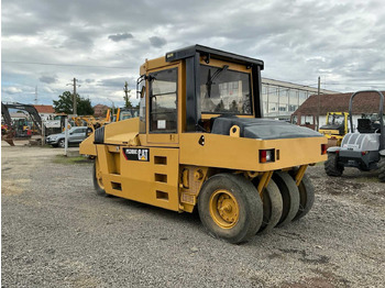 Пневмоколесный каток CATERPILLAR PS300