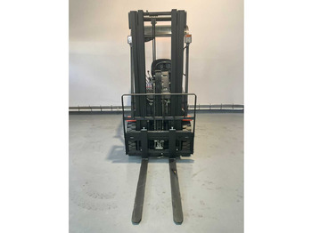 Вилочный погрузчик EP - EFL 181 - 4.8 METER TRIPLEX, LI-ION, FREE-LIFT, SIDE-SHIFT - FORKLIFT: фото 4