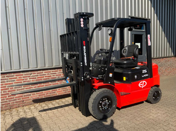 Вилочный погрузчик EP EQUIPMENT