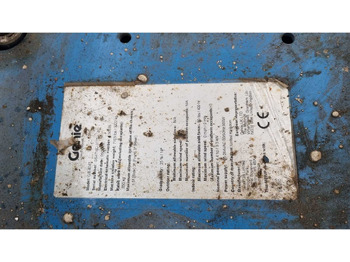 Подъёмник GENIE - GS4047 - AERIAL WORK PLATFORMS - 2016 (ESN14016047): фото 3 Подъёмник GENIE - GS4047 - AERIAL WORK PLATFORMS - 2016 (ESN14016047): фото 3