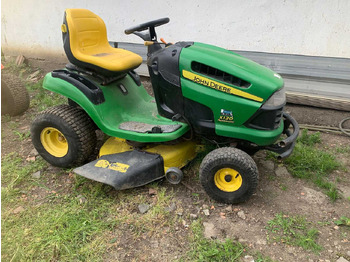 Трактор JOHN DEERE