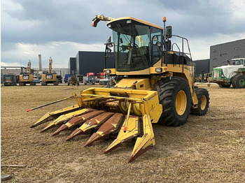 Кормоуборочный комбайн NEW HOLLAND