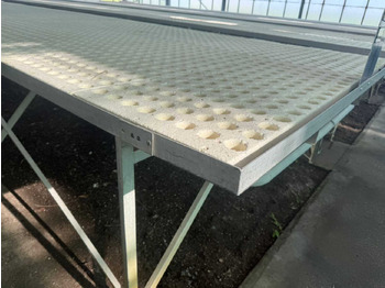 Сельскохозяйственная техника Aluminum cultivation table (1.82x15.00mtr) (25x): фото 2