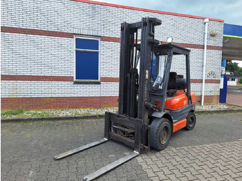 Вилочный погрузчик TOYOTA - 1995 - 02 6FGF30 - FORKLIFT TRIPLEX -FREE-LIFT - SIDE-SHIFT: фото 2 Вилочный погрузчик TOYOTA - 1995 - 02 6FGF30 - FORKLIFT TRIPLEX -FREE-LIFT - SIDE-SHIFT: фото 2