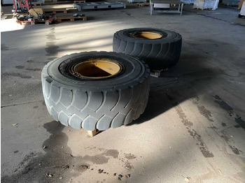 Колёсный погрузчик