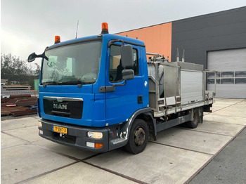 Грузовик MAN TGL