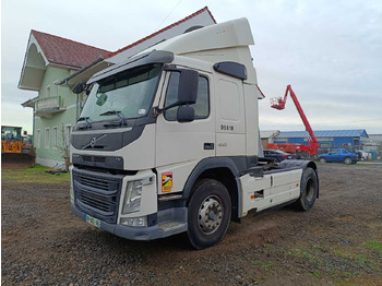 Грузовик VOLVO FM 450