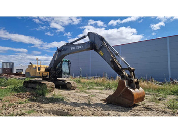Гусеничный экскаватор VOLVO EC250DNL