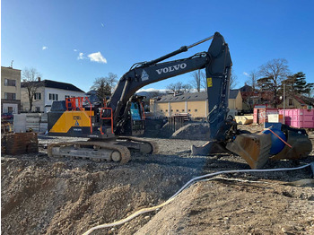 Гусеничный экскаватор VOLVO EC250EL