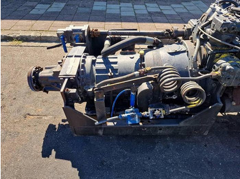 : фото в шапке страницы