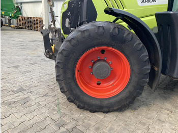 Трактор CLAAS Arion 640: фото 3
