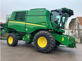 Зерноуборочный комбайн JOHN DEERE T560