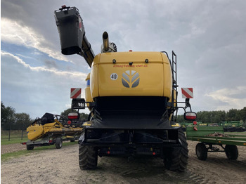 Зерноуборочный комбайн New Holland CX 8.90: фото 2