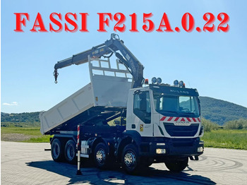 Самосвал IVECO Trakker