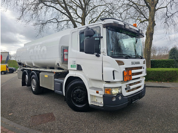 Грузовик-цистерна SCANIA P 420