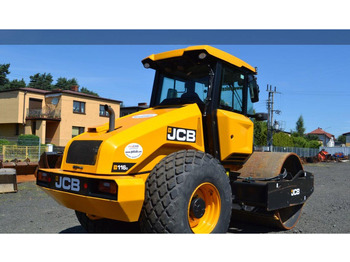 Пневмоколесный каток JCB