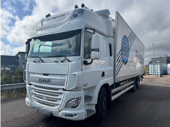 Грузовик с закрытым кузовом DAF CF 440