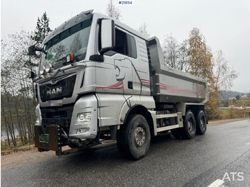 Самосвал MAN TGX 26.580
