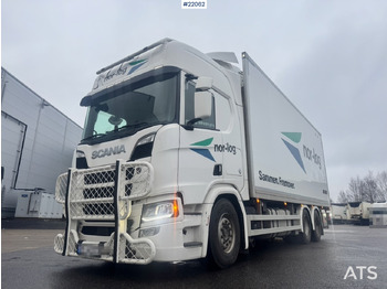 Грузовик с закрытым кузовом SCANIA R