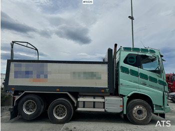 Самосвал Volvo FH16 750: фото 3