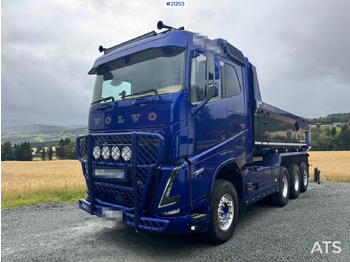 Самосвал VOLVO FH16