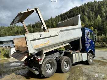 Самосвал Volvo FH650: фото 3