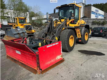 Колёсный погрузчик VOLVO L60H