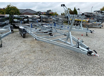 Лодочный прицеп BORO