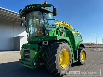 Зерноуборочный комбайн JOHN DEERE 8200
