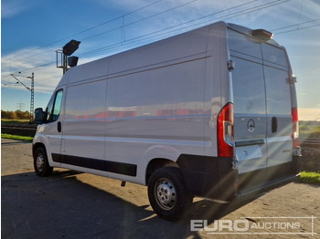 Коммерческий автомобиль 2023 Opel Movano: фото 3