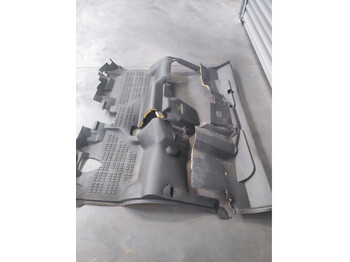 : фото в шапке страницы