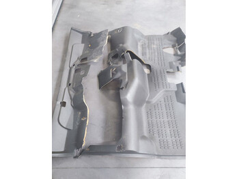 Кабина и интерьер для Грузовиков Nissan Floor Mat: фото 3 Кабина и интерьер для Грузовиков Nissan Floor Mat: фото 3