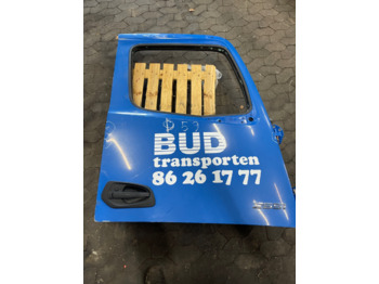 Кабина и интерьер MERCEDES-BENZ