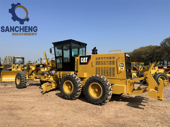 Грейдер CATERPILLAR 140H: фото 2
