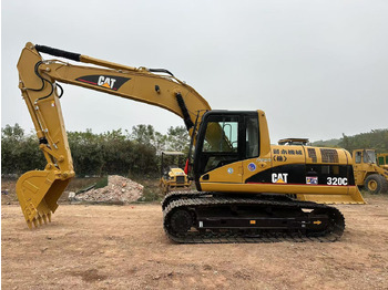Гусеничный экскаватор CATERPILLAR 320CL