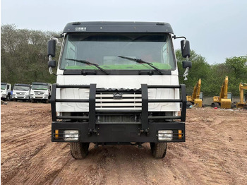 Самосвал SINOTRUK HOWO