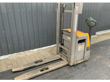 Штабелер JUNGHEINRICH EJC