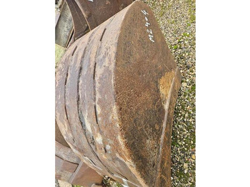 Ковш для экскаватора Mecalac 12MXT: фото 2 Ковш для экскаватора Mecalac 12MXT: фото 2