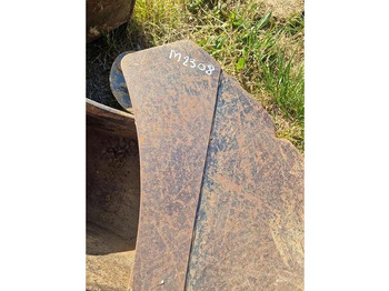 Ковш для экскаватора Terex TLB840PS: фото 5 Ковш для экскаватора Terex TLB840PS: фото 5