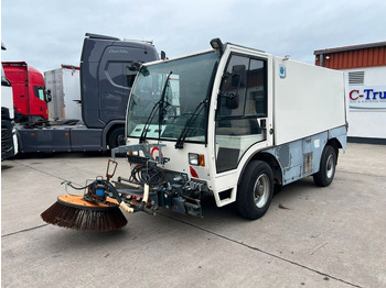 Подметально-уборочная машина IVECO