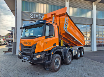 Самосвал IVECO