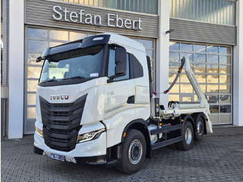 Самосвал IVECO X-WAY