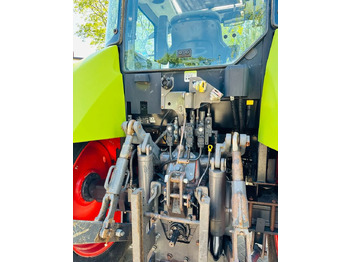 Трактор Claas Arion 410: фото 4