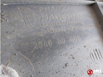 Крыло для Грузовиков MAN Occ Spatbord achter links/ rechts MAN TGA: фото 3 Крыло для Грузовиков MAN Occ Spatbord achter links/ rechts MAN TGA: фото 3